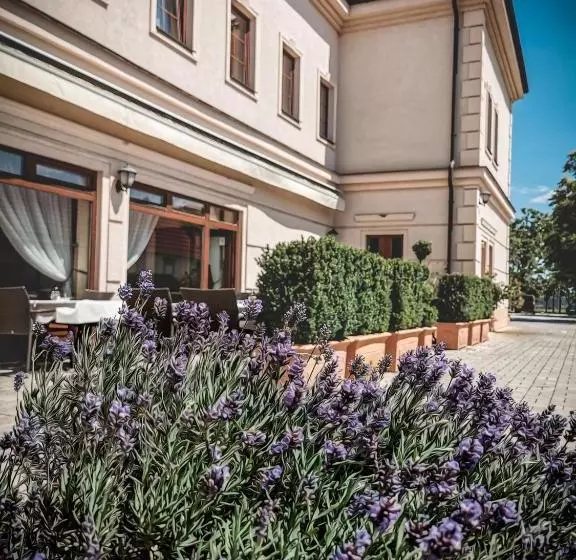 Majatalo Restaurant Pansion Wien