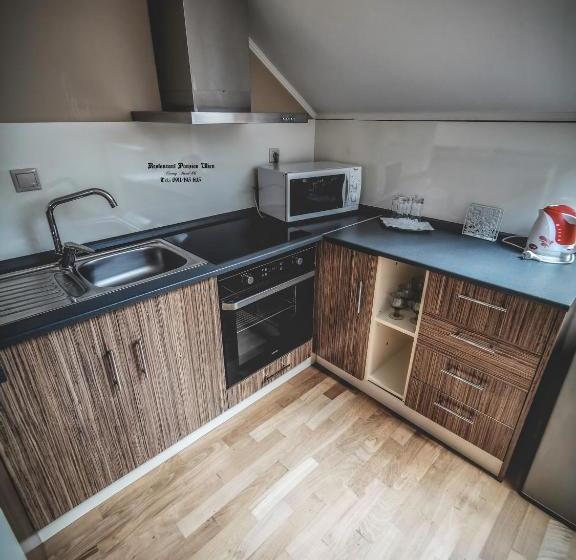 ペンション Restaurant Pansion Wien