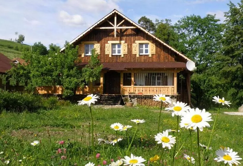 Majatalo Salamandra Village