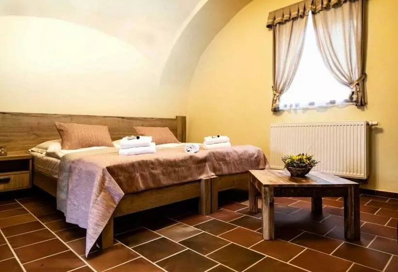 Residence Tvrz Skočice