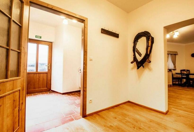 Residence Tvrz Skočice