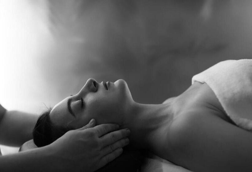 منتجع Iváncsó Birtok термальні води косино