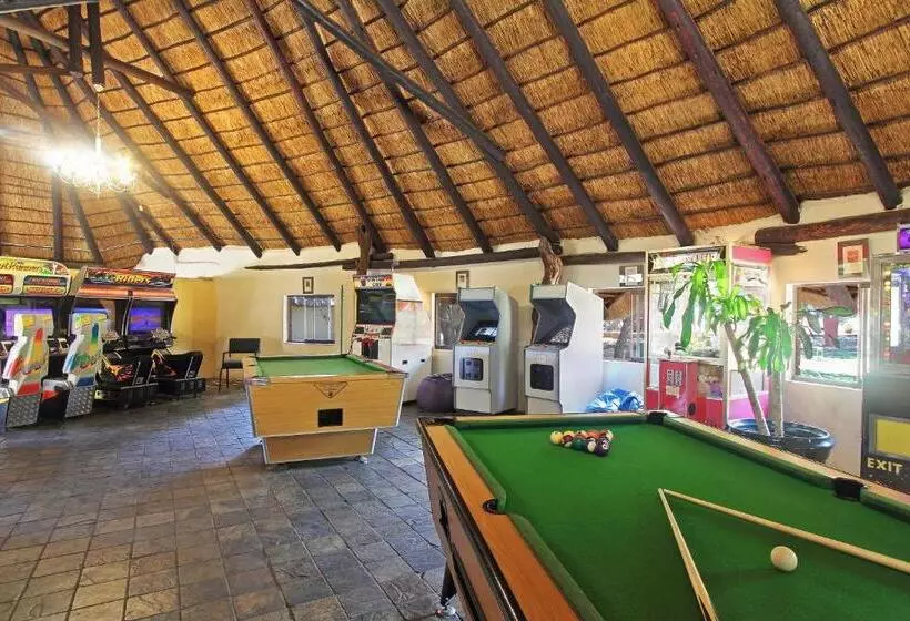 Lomakeskus Monateng Safari Lodge