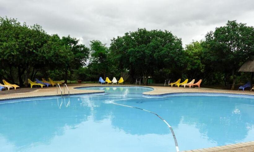 Resort Monateng Safari Lodge