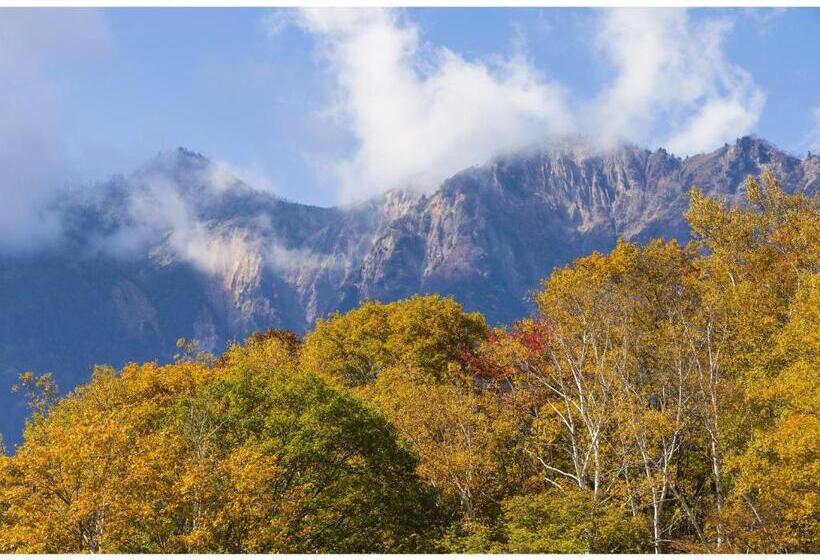 Ryokan 秋山郷雄川閣