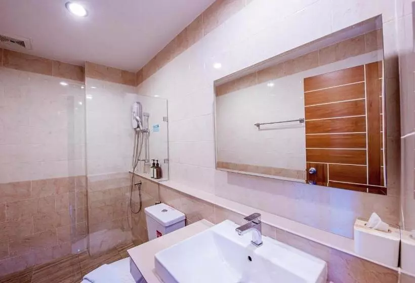 The Living Hotel Samutprakan