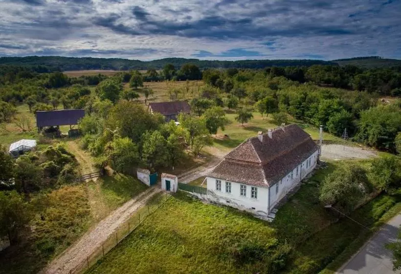 Retkeilymaja Kinderuni Bekokten