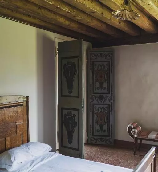 تختخواب و صبحانه Villa Stecchini