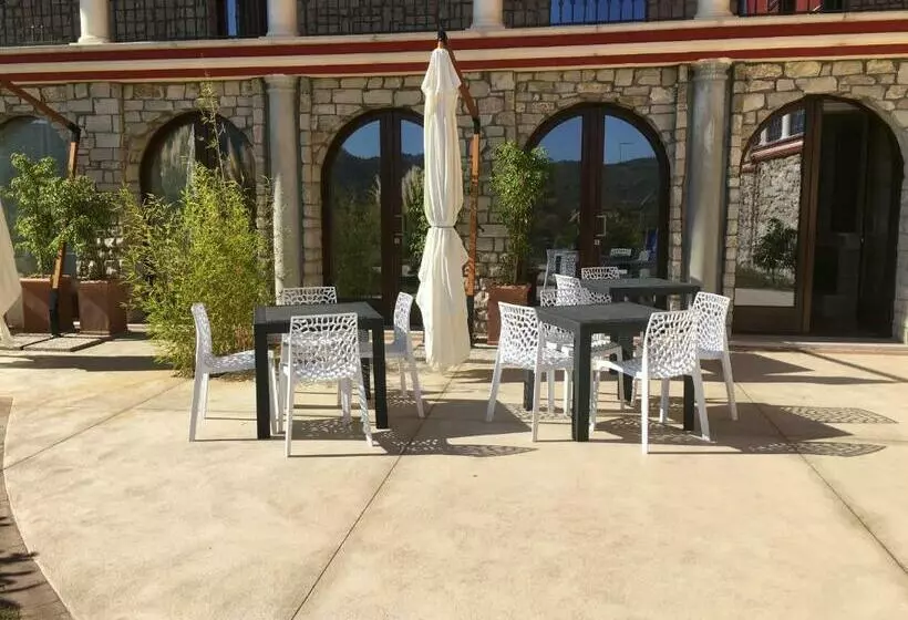 Aamiaismajoitus (B&B) Villa Vento Dei Cieli