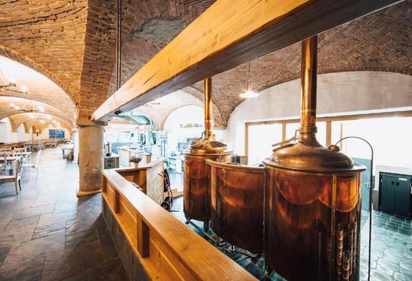 ホテル Dvůr Perlová Voda