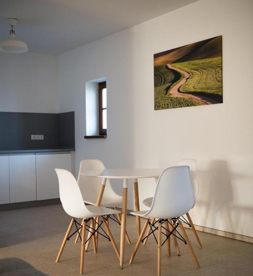 ホテル Dvůr Perlová Voda