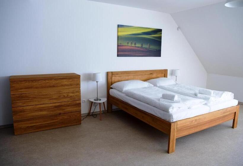 ホテル Dvůr Perlová Voda