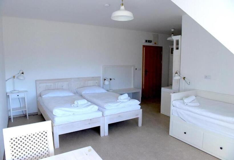 ホテル Dvůr Perlová Voda