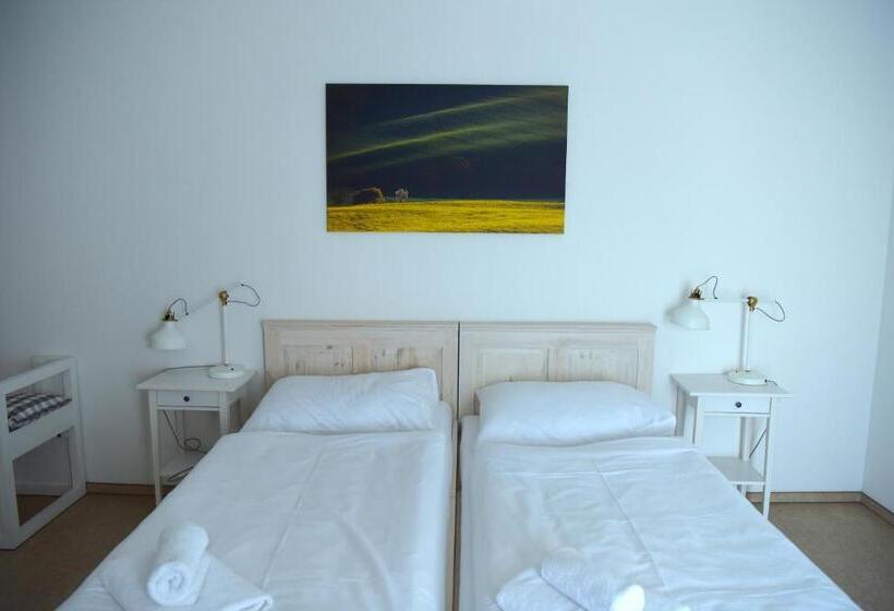 ホテル Dvůr Perlová Voda