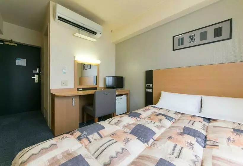 Hotelli Econo Taki