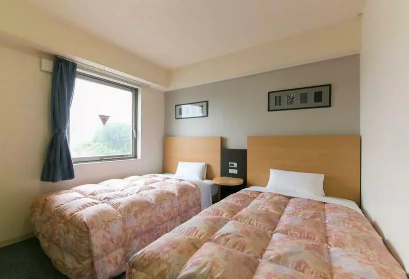 Hotelli Econo Taki