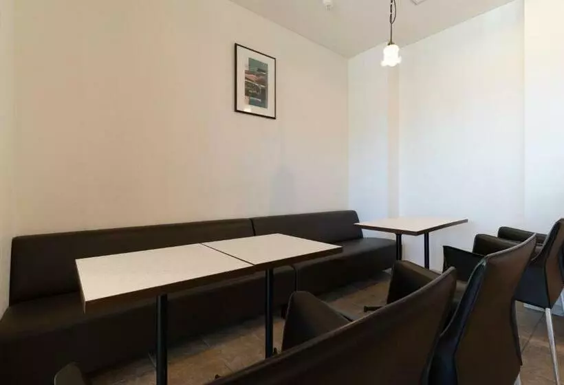 Hotelli Econo Taki