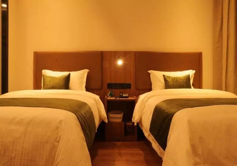 ホテル Greentree Inn Lanzhou Zhongchuan Airport Business