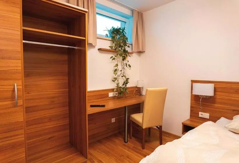 ホテル Mauernböck