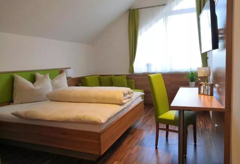 ホテル Mauernböck