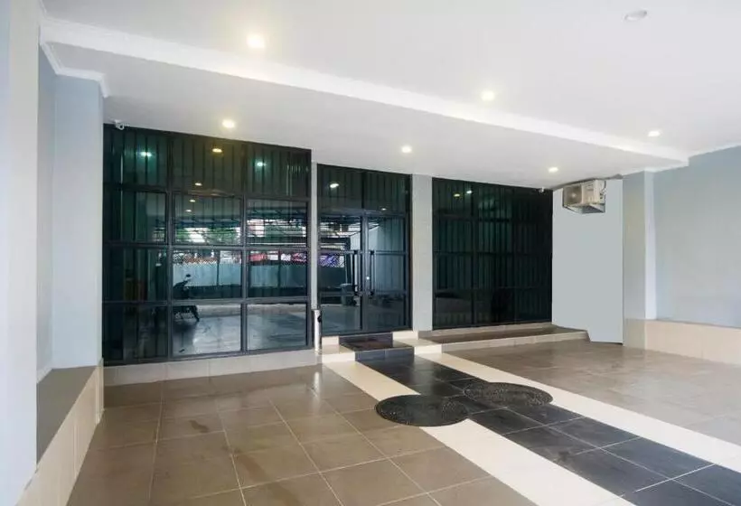 ホテル Oyo 3354 Homia Residence
