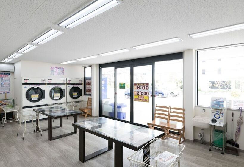 בית מלון כפרי Oyo Business  Koyo