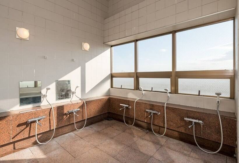 בית מלון כפרי Oyo Business  Koyo