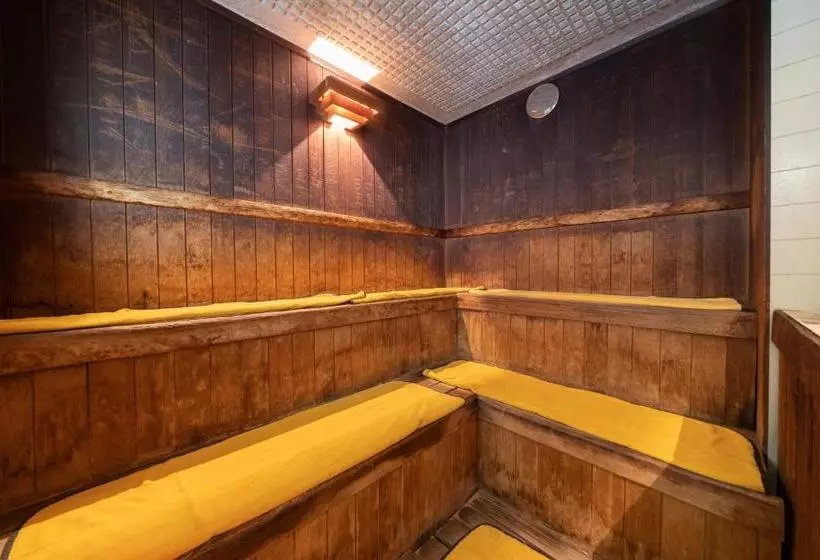 Hotelli Rest Inn Taga