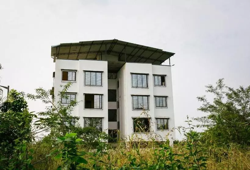 Hotelli Spot On Pawan Villa