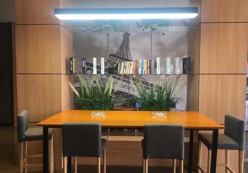 Thank Inn Chain Hotel Inner Mongolia Bayannaoer Urat Qianqi Huifeng Square