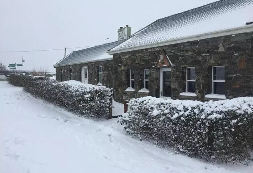 Motelli Keane S Bar & Restaurant