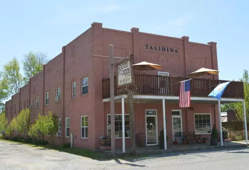 Majatalo Hootie Creek Guest House