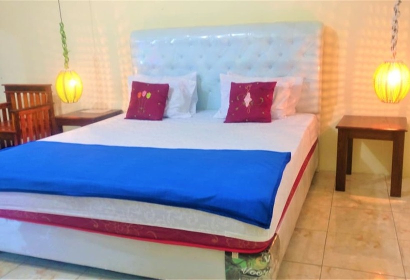 Пансион Menggala Cottage Baturaden