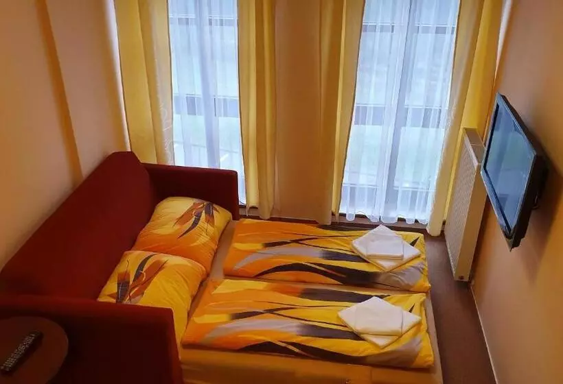 ペンション Obří Sud Javorník