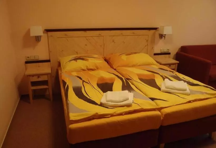 ペンション Obří Sud Javorník