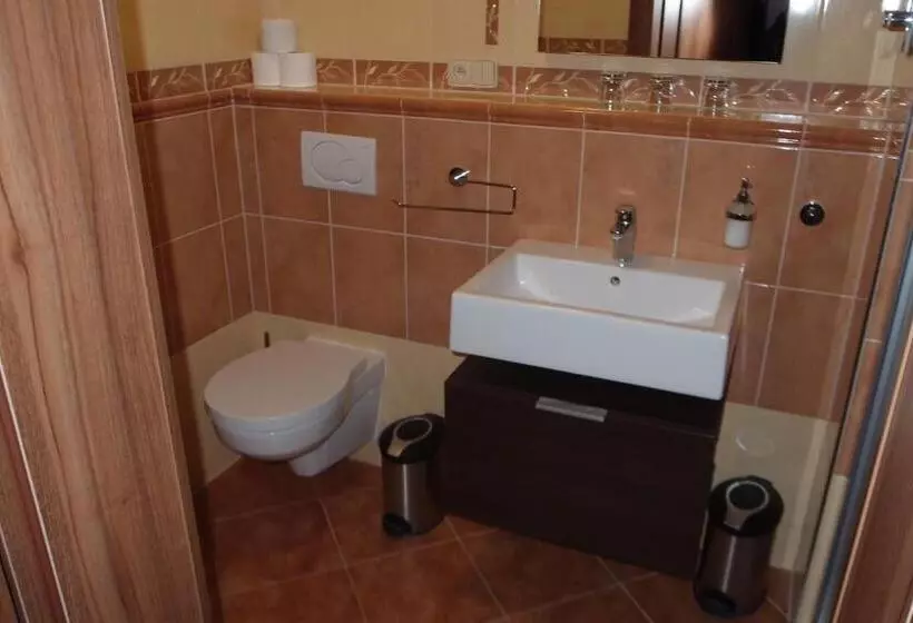 ペンション Obří Sud Javorník