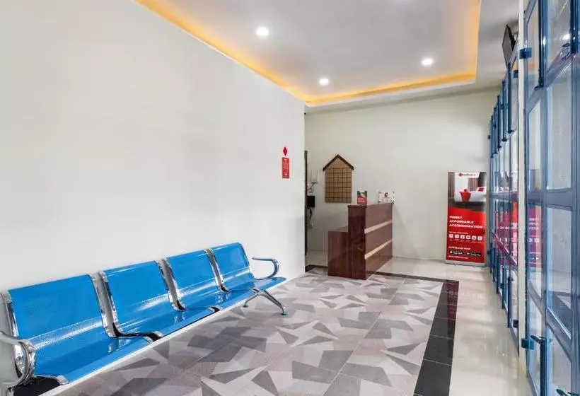 ペンション Reddoorz Near Medan Amplas