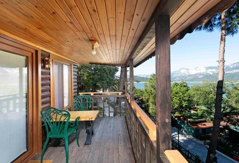 渡假胜地  Botanik Göl Evleri