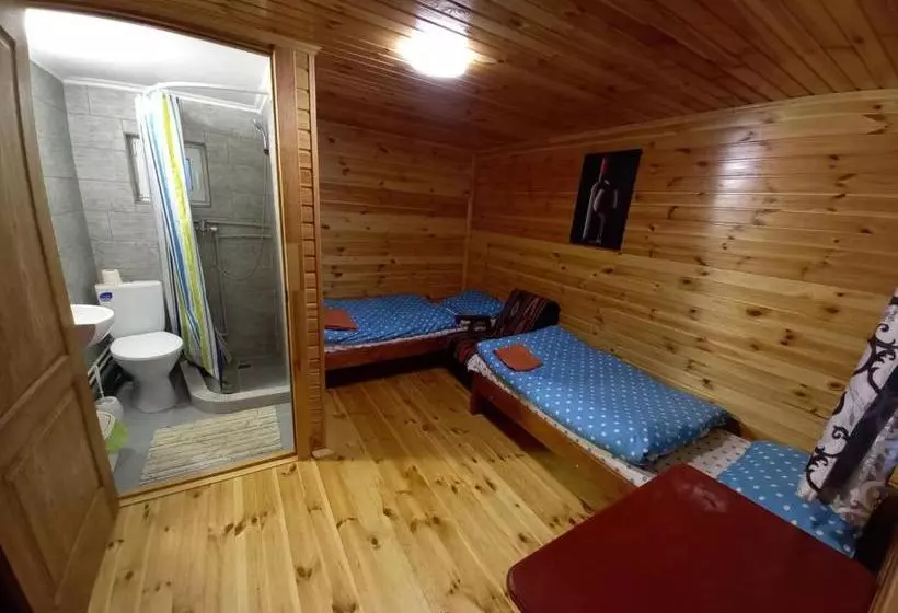 Aamiaismajoitus (B&B) садиба