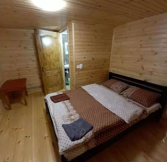 Aamiaismajoitus (B&B) садиба