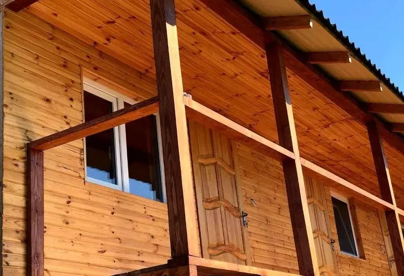 Aamiaismajoitus (B&B) садиба