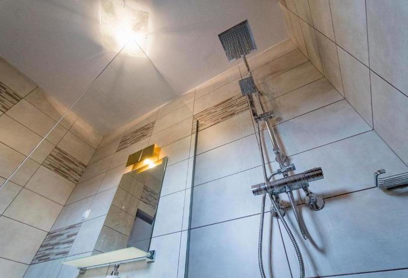 مبيت وإفطار Pensiunea Agroturisticā Lukács Panzió