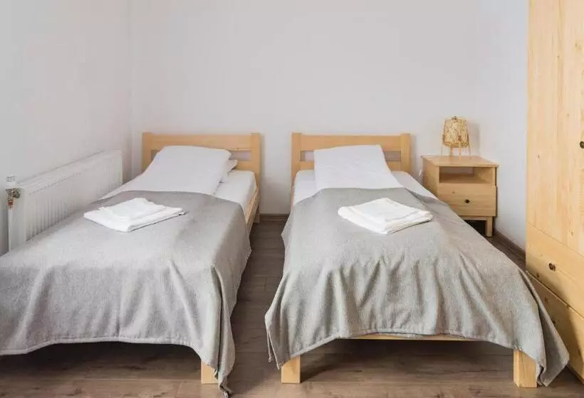 Aamiaismajoitus (B&B) Pensiunea Agroturisticā Lukács Panzió