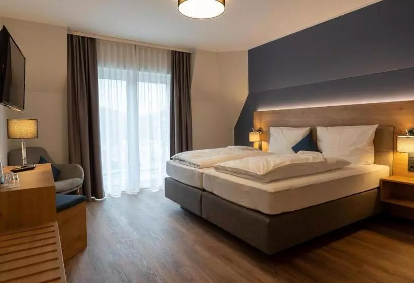 Hotelli Landgasthaus Standenhof