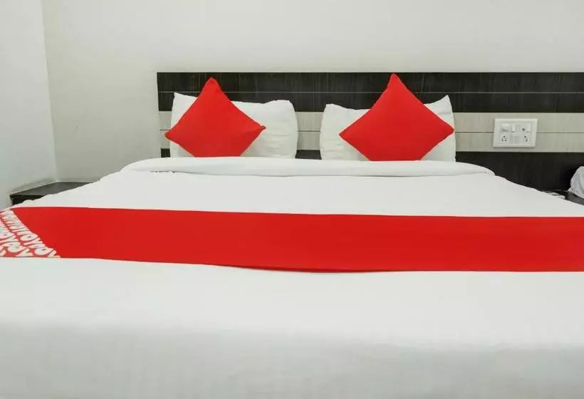 Fabhotel Rajmandir