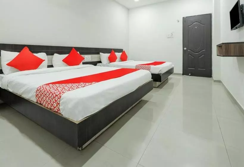 Fabhotel Rajmandir