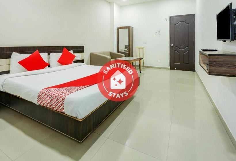 Fabhotel Rajmandir
