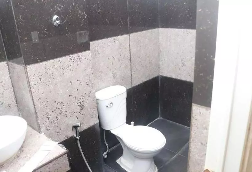 Hotelli Reddoorz Near Colgante Bridge Naga City