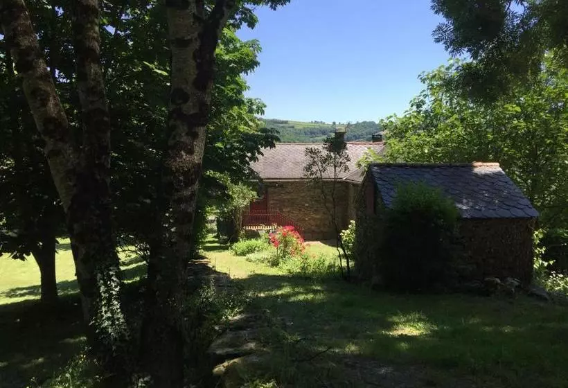 Majatalo Shanti Nilayam