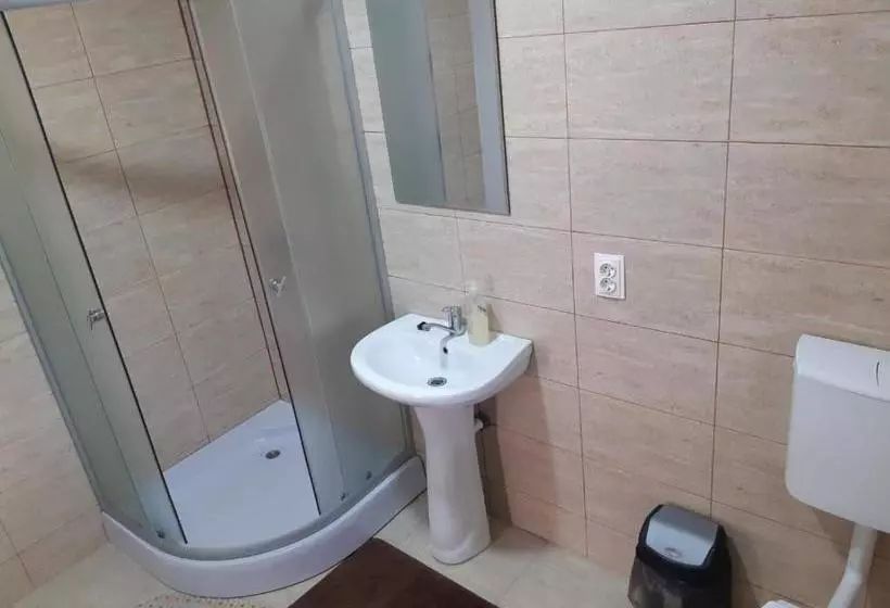 Pensiunea Agroturistica Casa Sirca